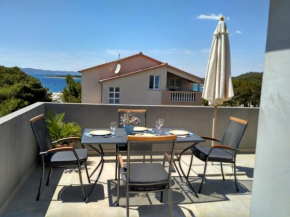 Charmante Ferienwohnung in Drage mit Eigener Terrasse